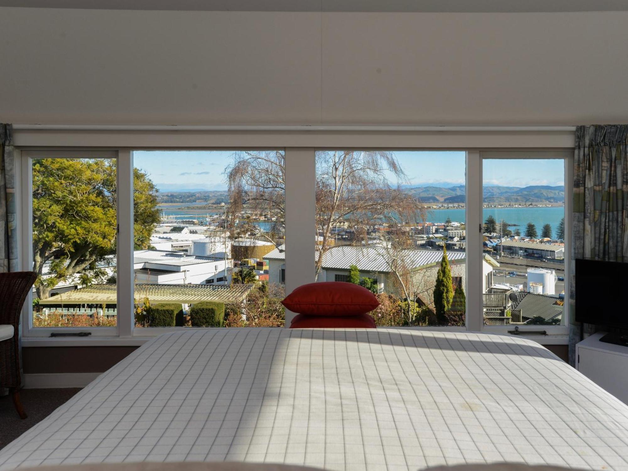 Jacaranda Lodge - Napier Hill Holiday Home Екстер'єр фото