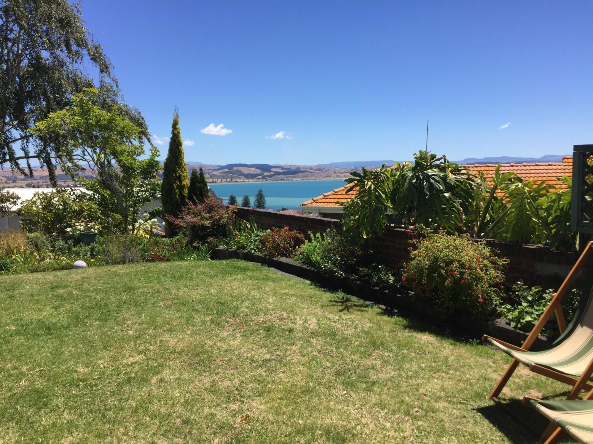 Jacaranda Lodge - Napier Hill Holiday Home Екстер'єр фото