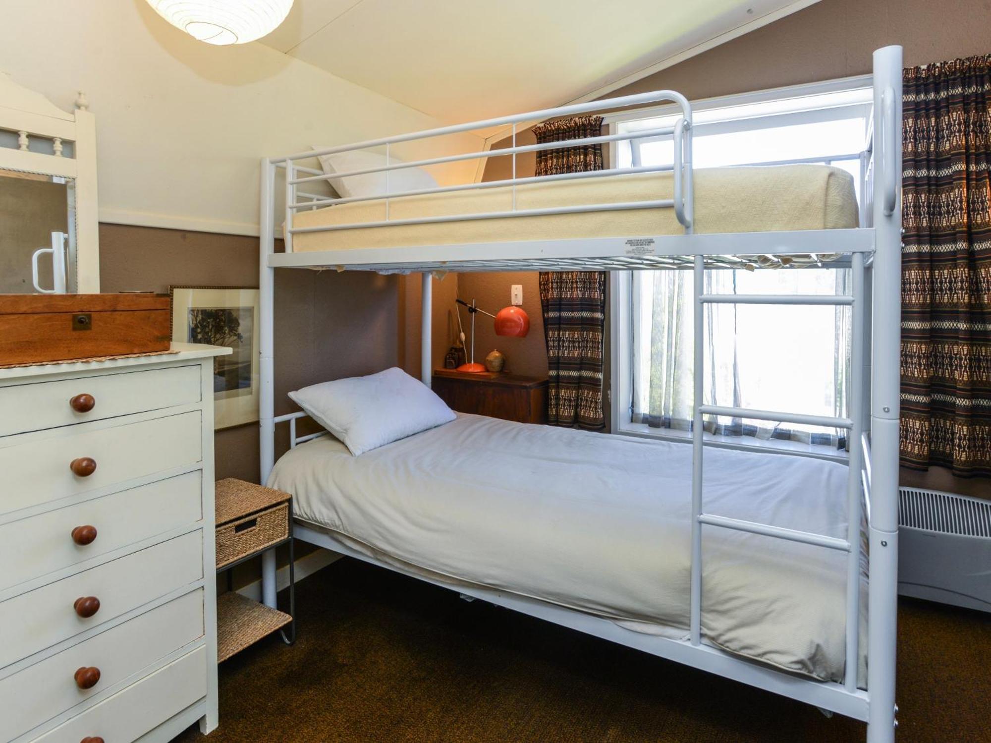 Jacaranda Lodge - Napier Hill Holiday Home Екстер'єр фото